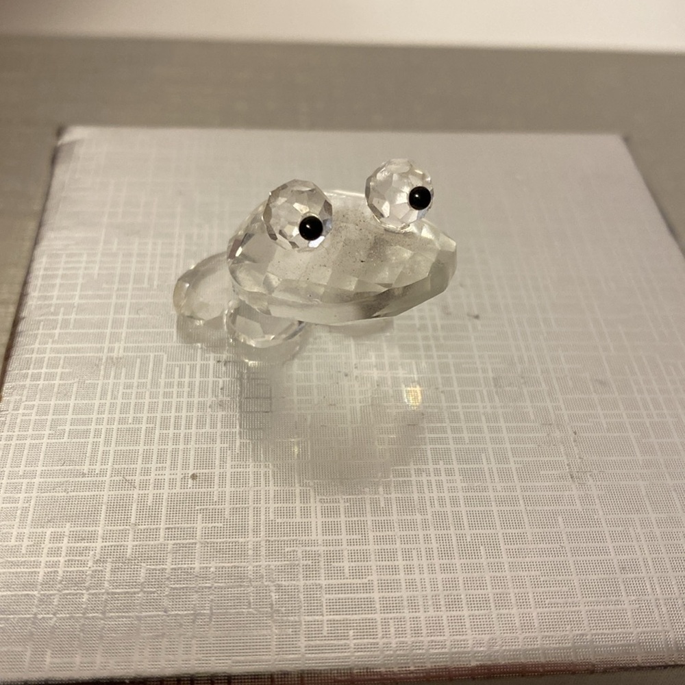 Crystal frog - Picture 2 of 2